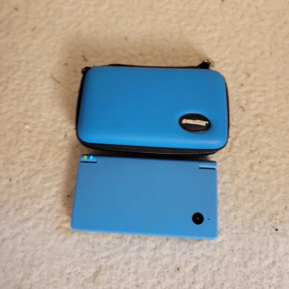 Nintendo DSi‎ Blue Handheld Console Bundle 3 Games Carry Case No Charger...